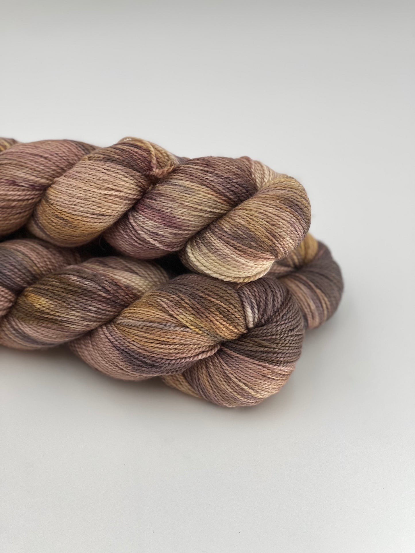 Unik Garn Silky Falkland - Kaffegrums