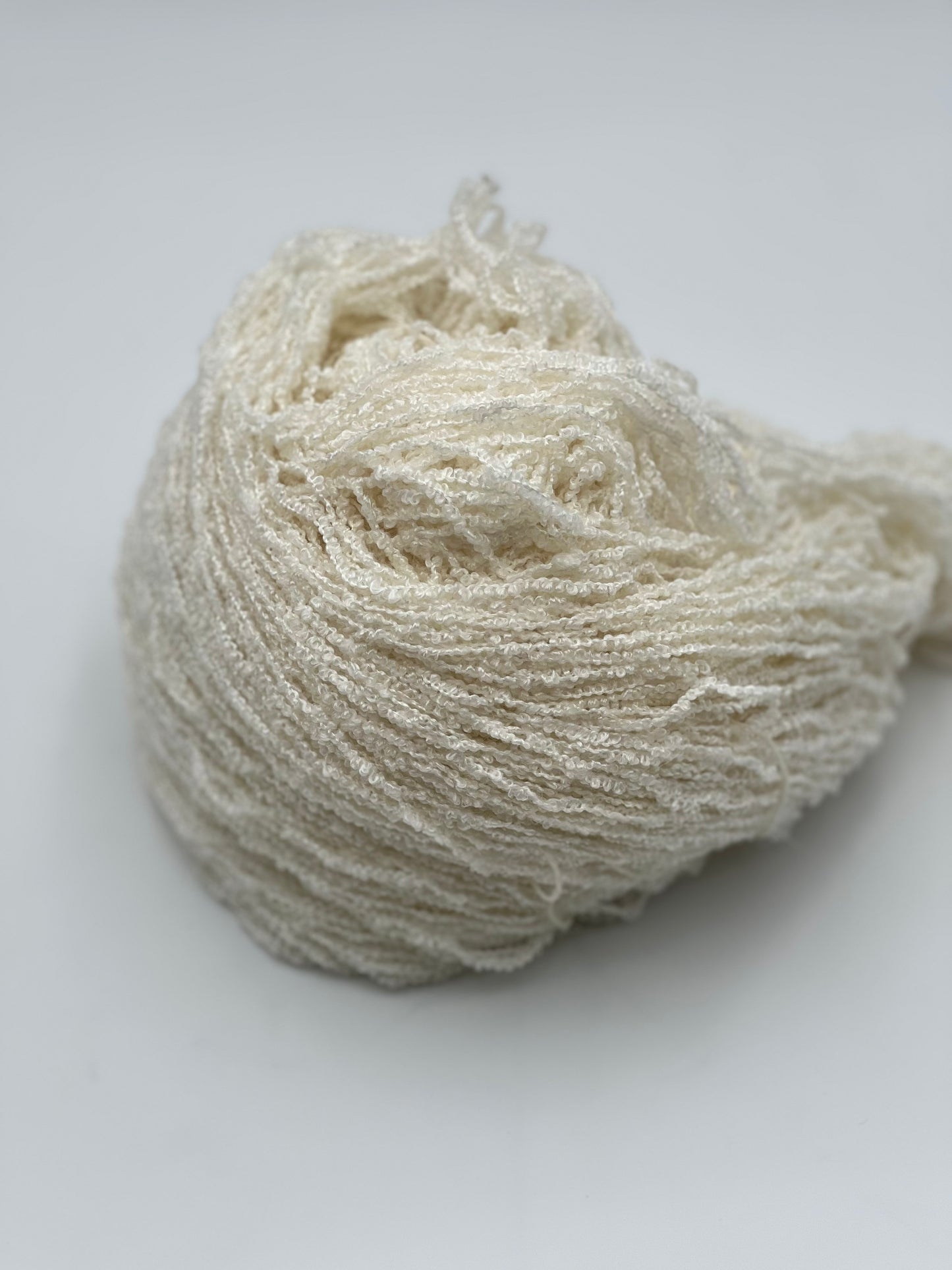 Unik Garn Silky Boucle - Ufarvet