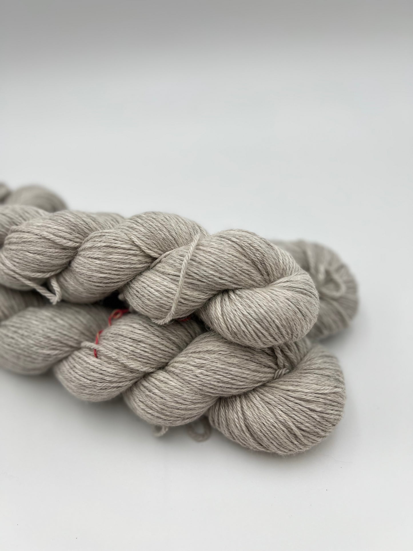 Unik Garn Angel Delight DK - Ufarvet Grey
