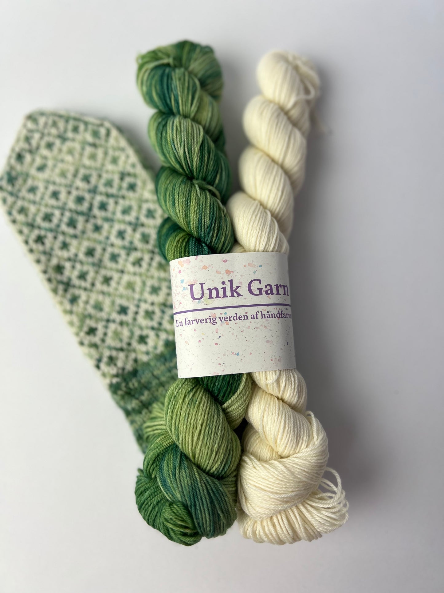 Vantekit “Grønne Blade” til Katrin Mittens fra KnitLidt