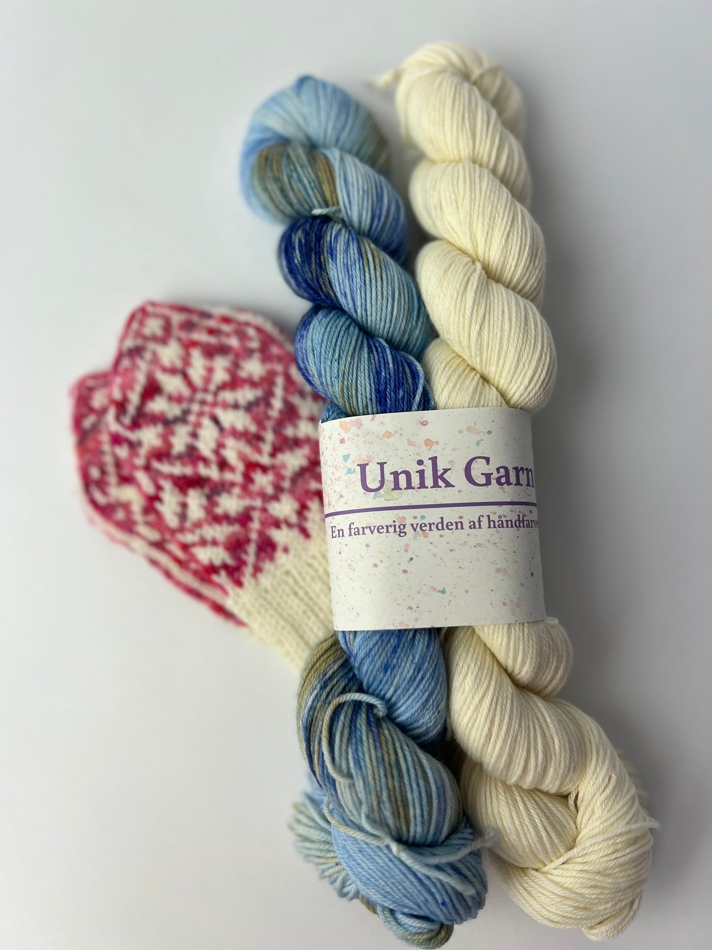 Vantekit “Nordic blue” til Nora Mittens Junior fra KnitLidt