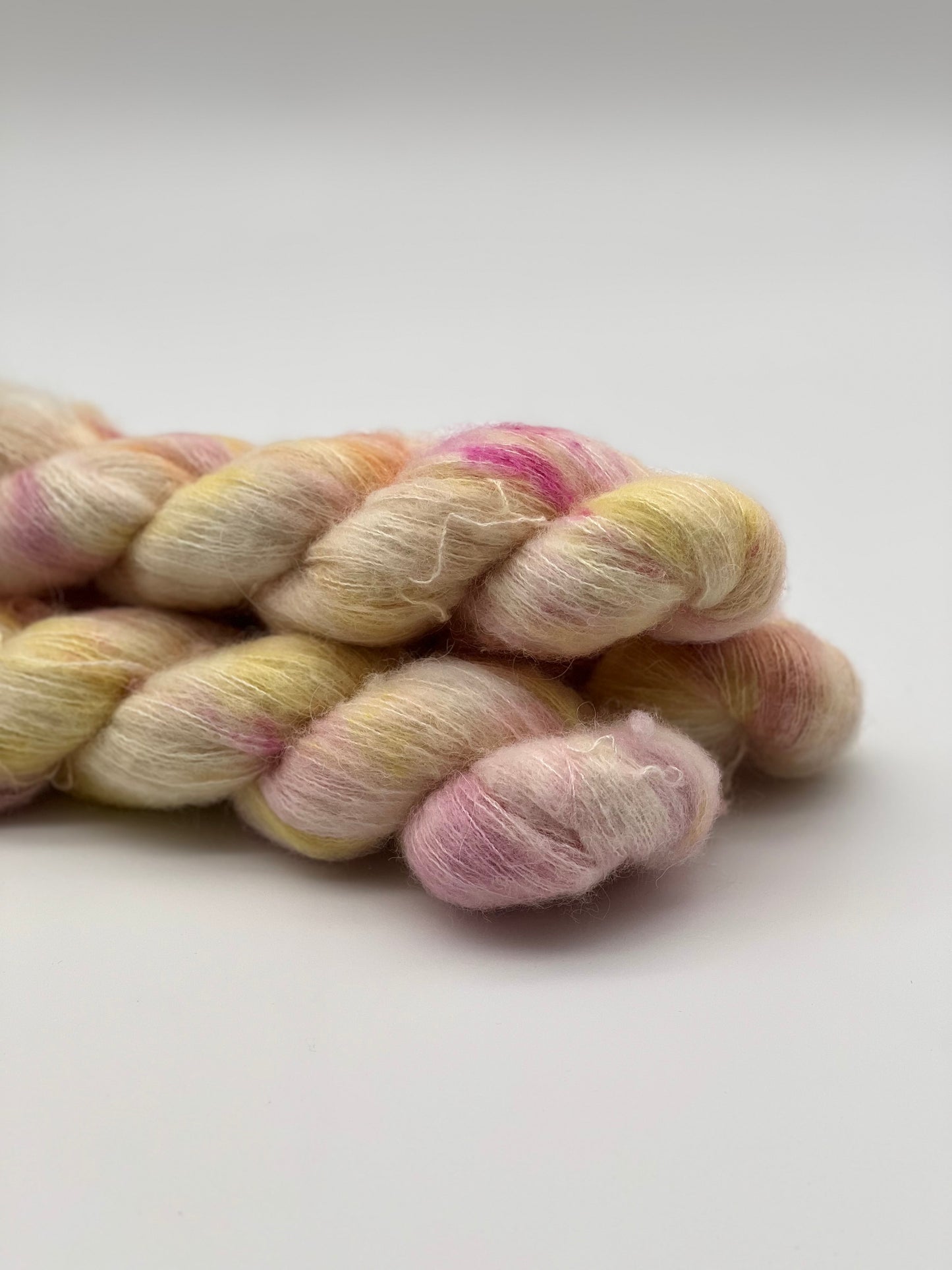 Unik Garn Delux Fluff - Rose Peace