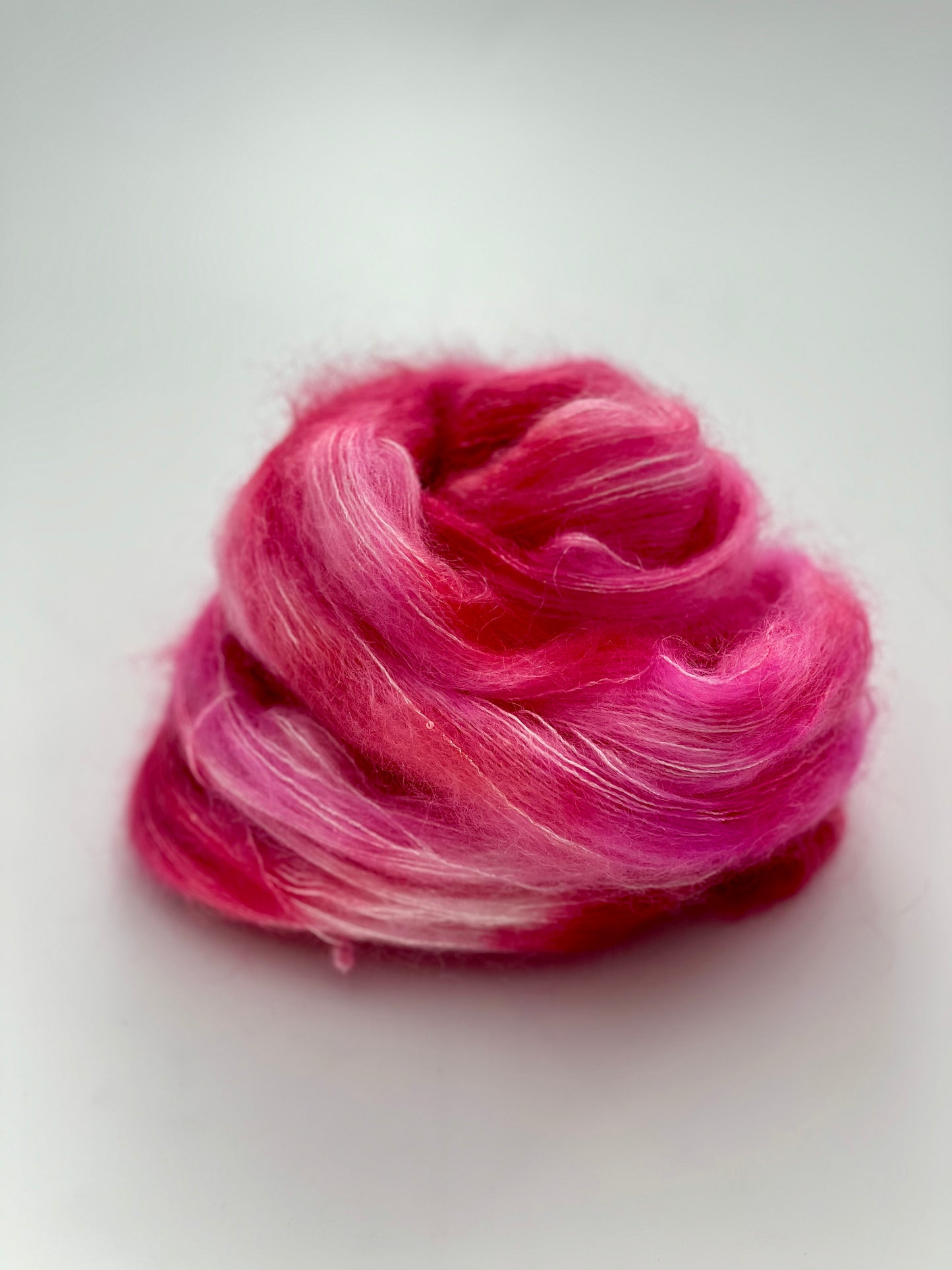 Unik Garn Silk Mohair Sequin - Pink Power