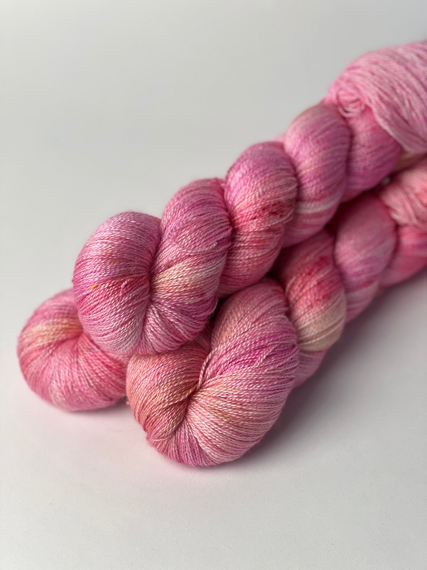 Unik Garn Silk Lace - Peach Melba
