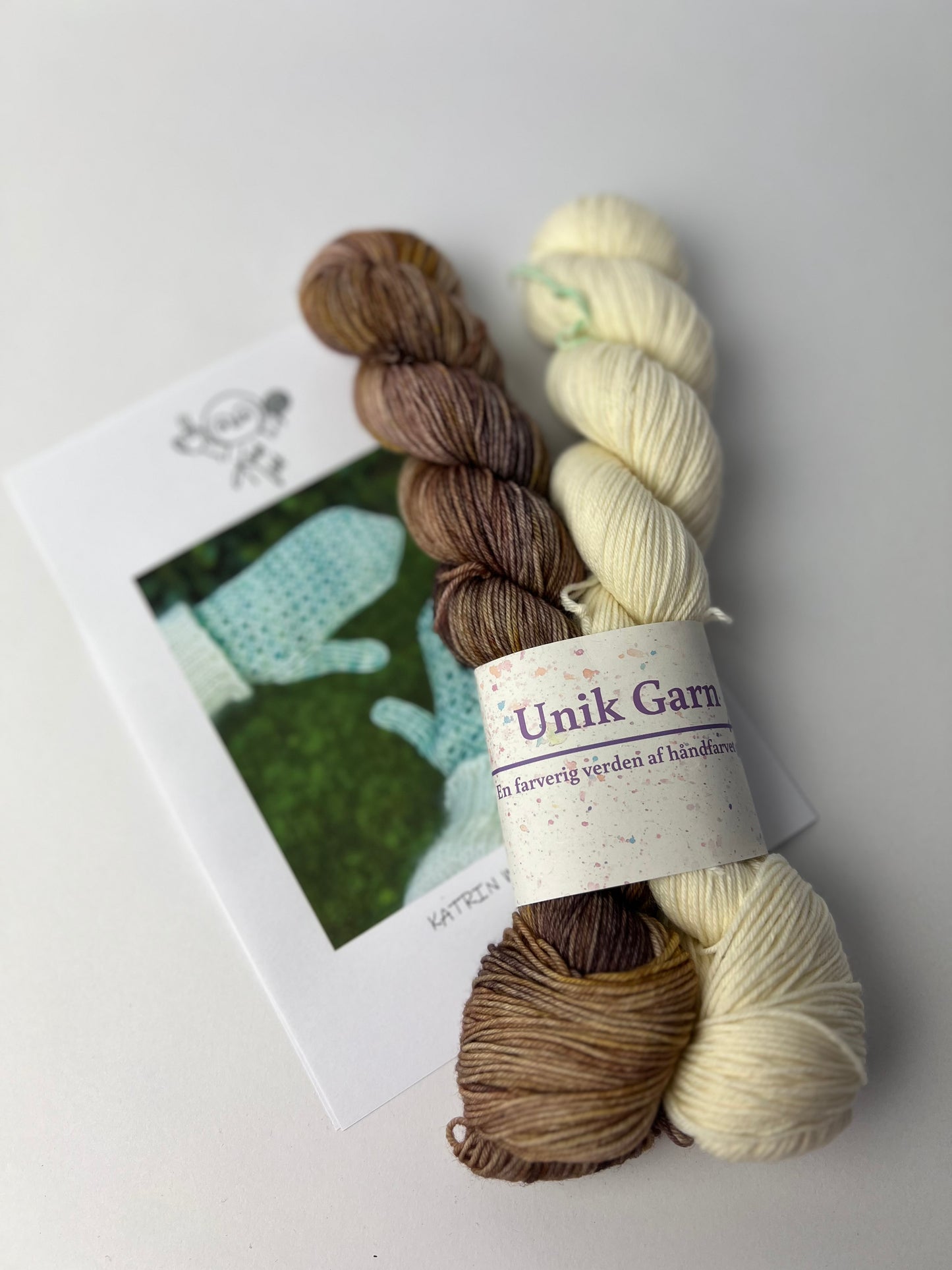 Vantekit “Kaffegrums”til Katrin Mittens fra KnitLidt