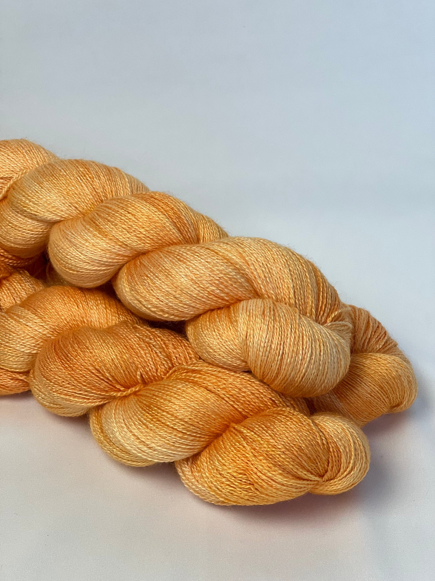 Unik Garn Silk Lace - Morgenfrue