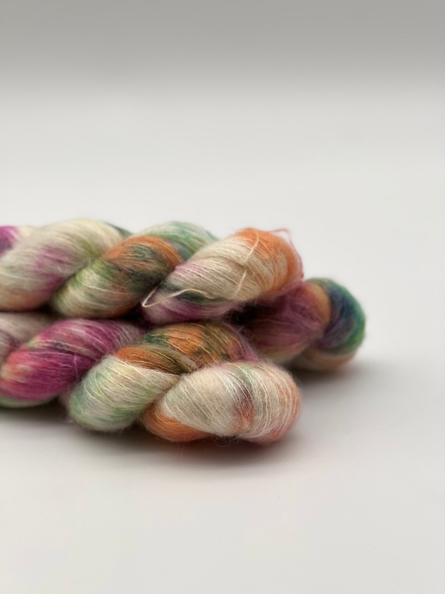 Unik Garn Delux Fluff - Spring Love