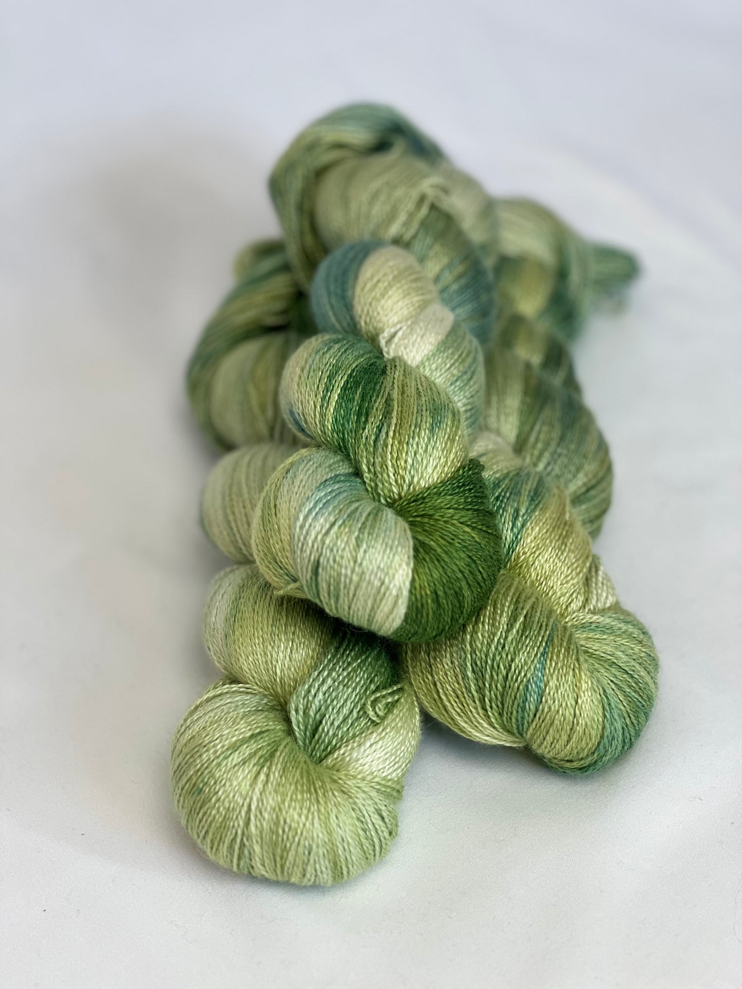 Unik Garn Silk Lace - Grønne Blade