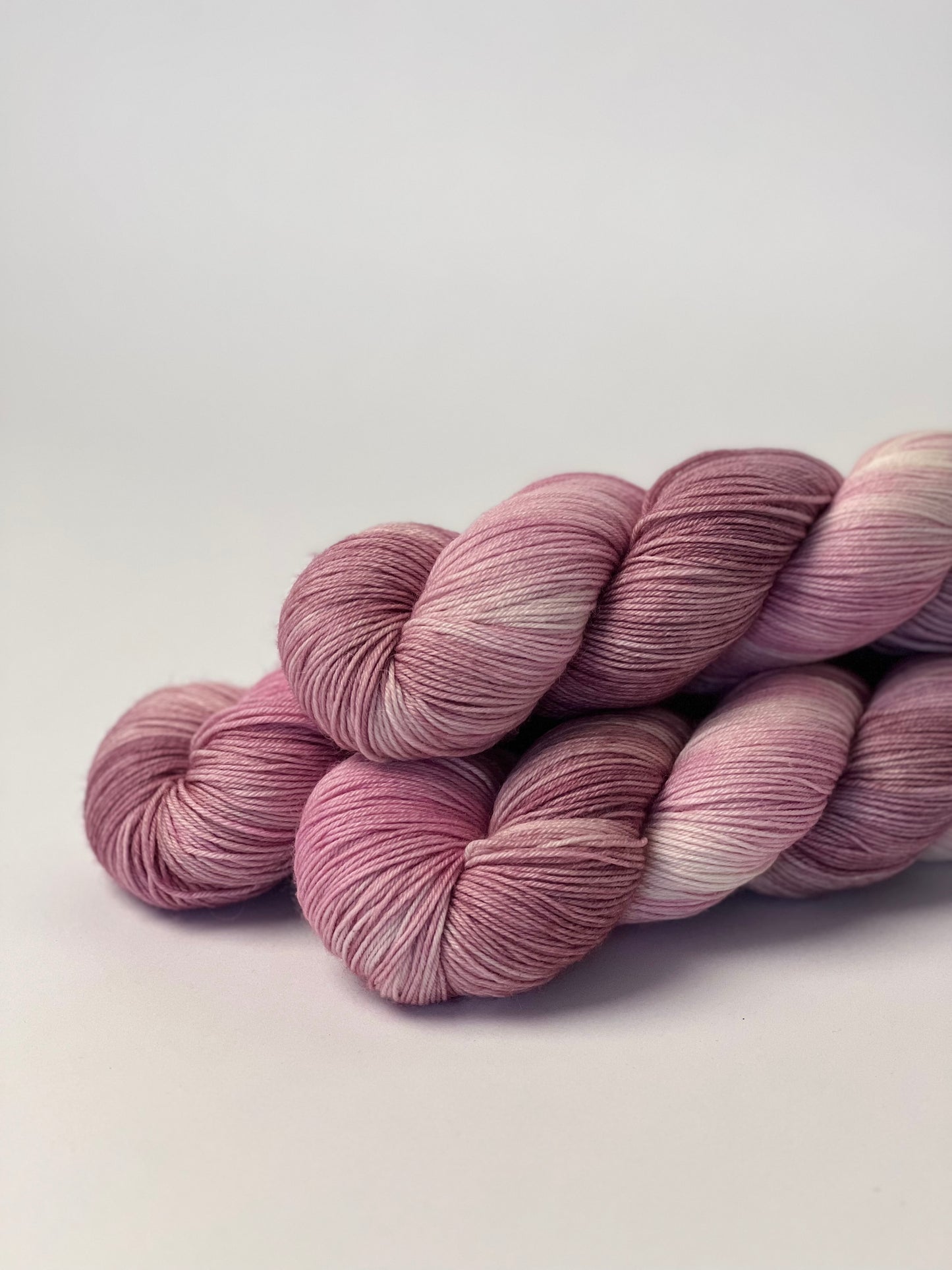Unik Garn Assigned Pooling Sock - Camellia