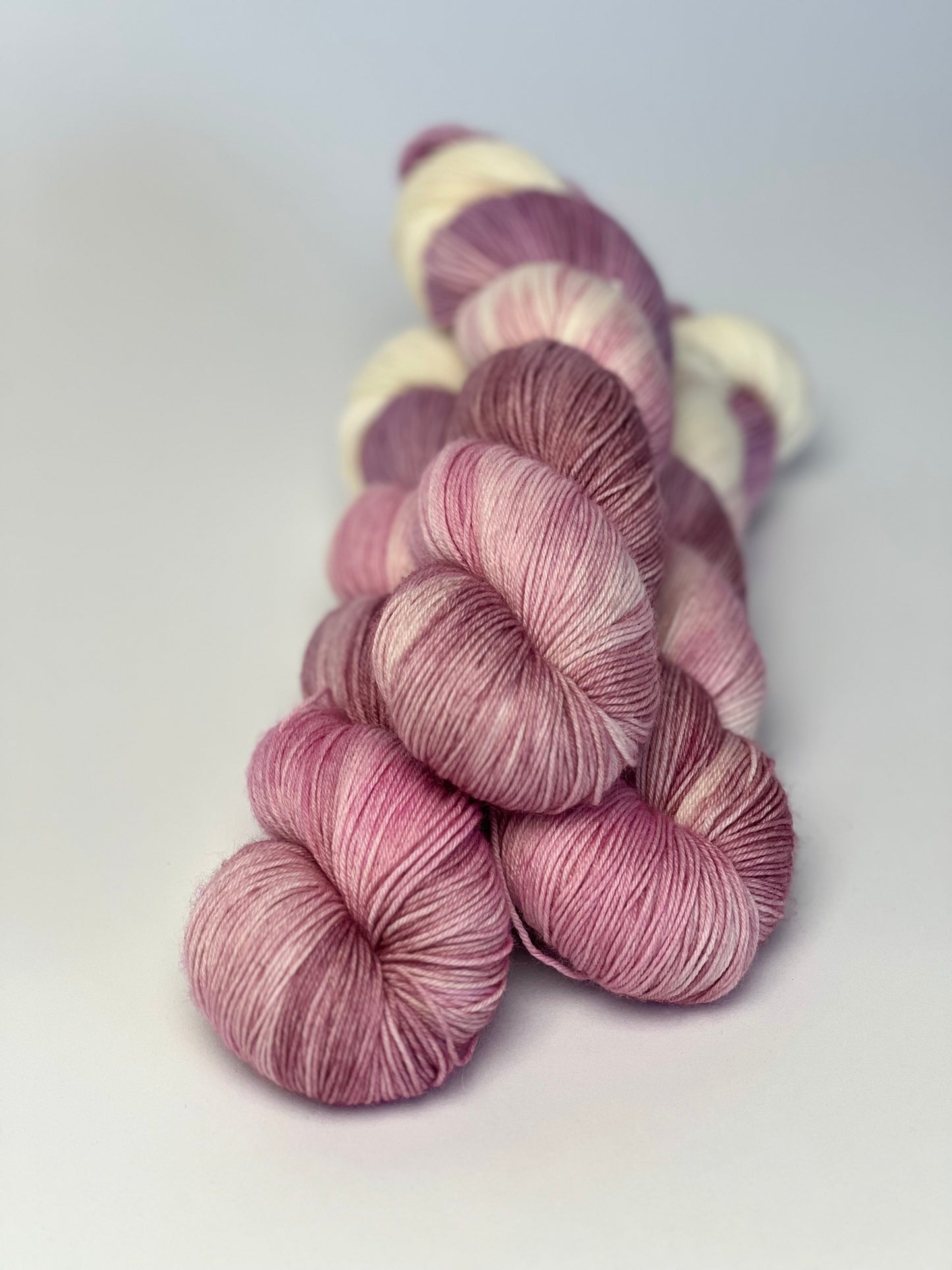 Unik Garn Assigned Pooling Sock - Camellia