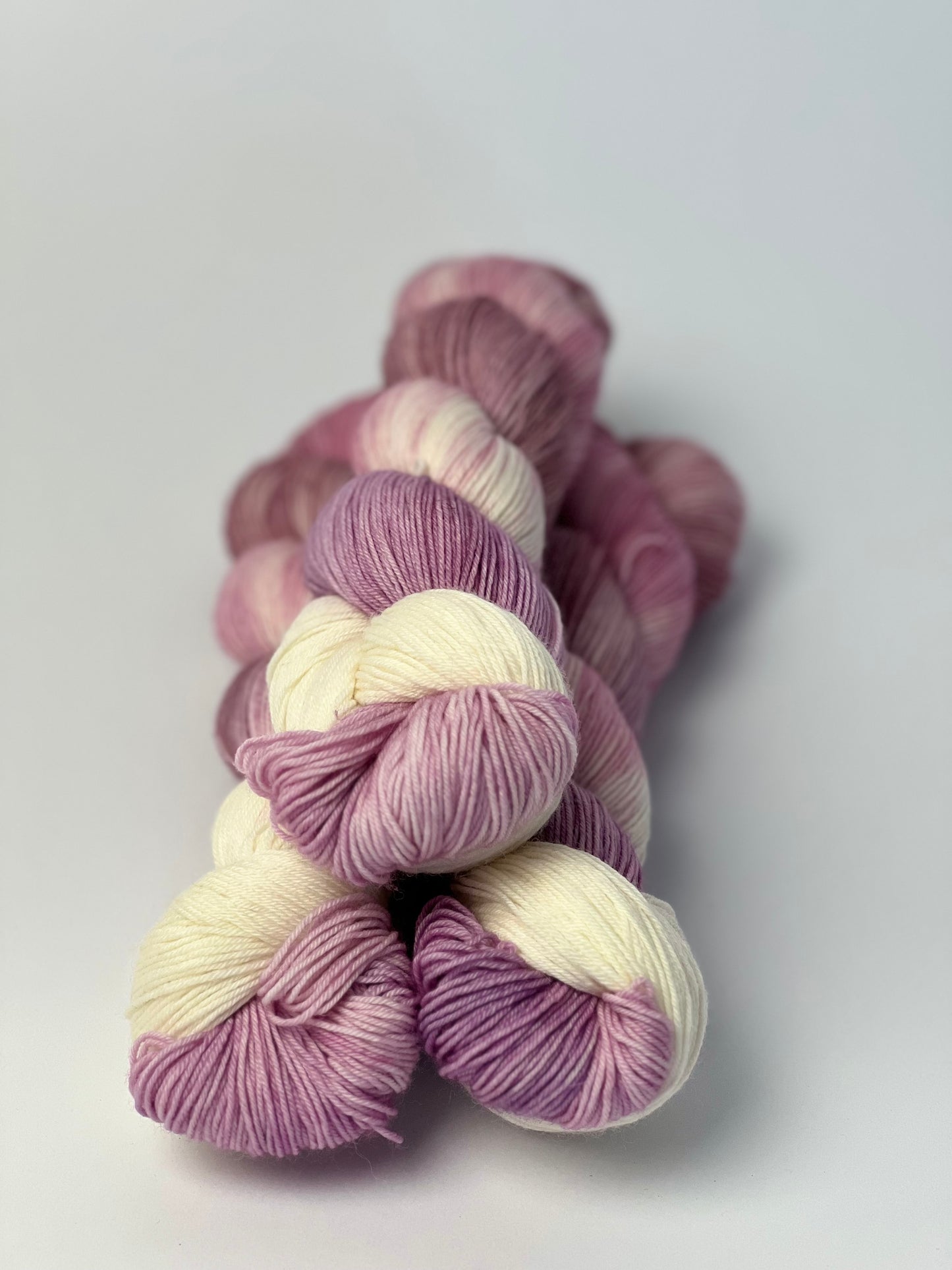 Unik Garn Assigned Pooling Sock - Camellia