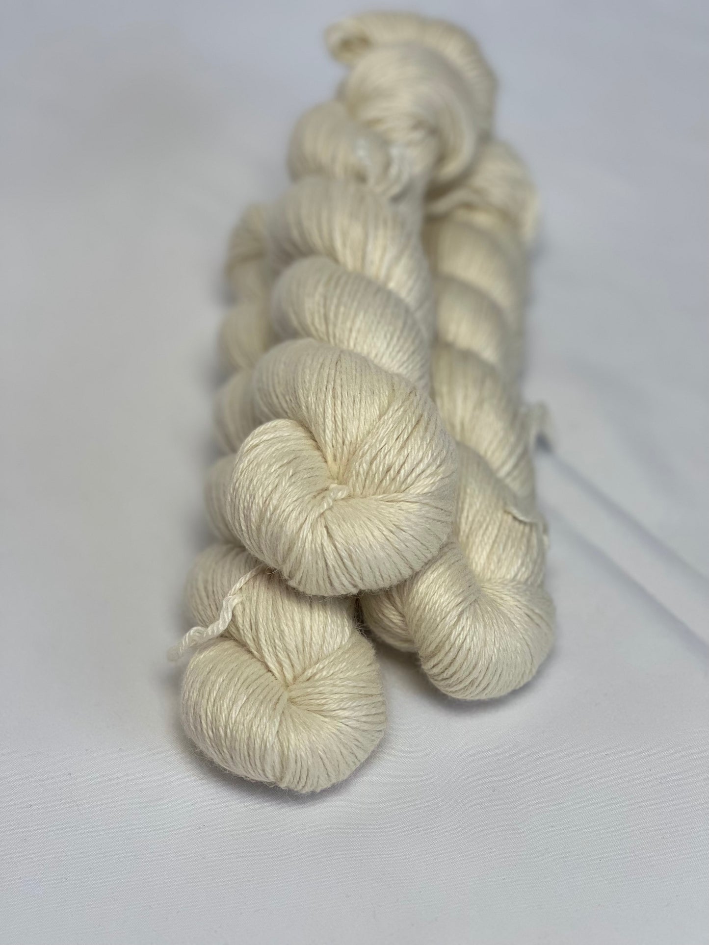 Unik Garn Angel Delight DK - Ufarvet