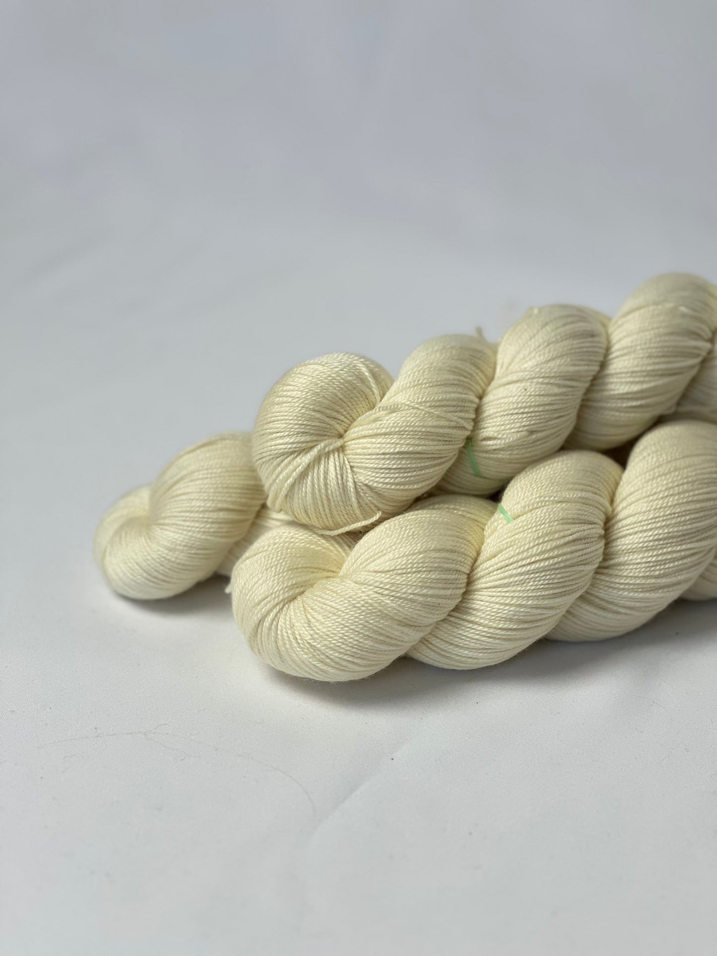 Unik Garn Cashmere/Silk - Ufarvet