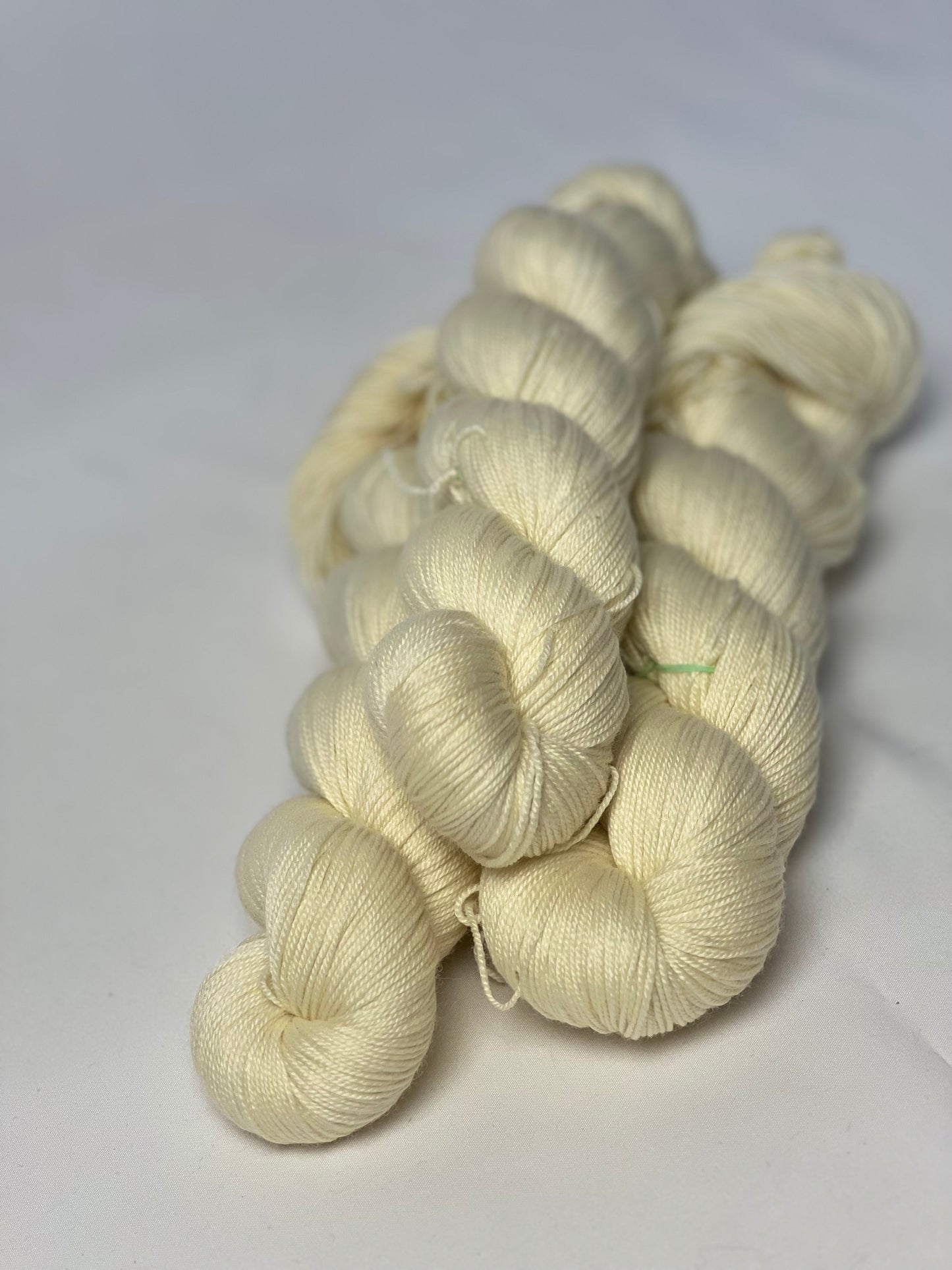 Unik Garn Cashmere/Silk - Ufarvet