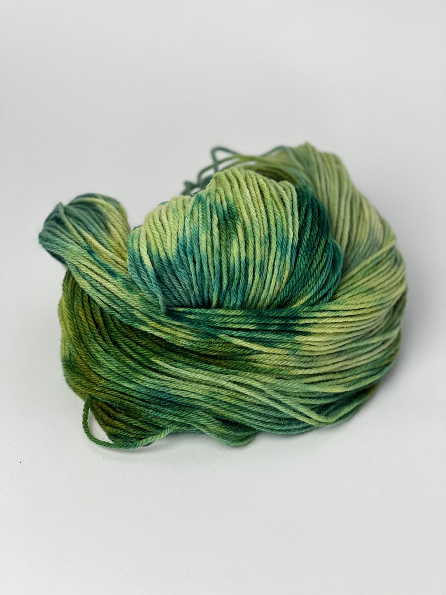 Unik Garn Peruvian Highland Wool DK - Grønne Blade
