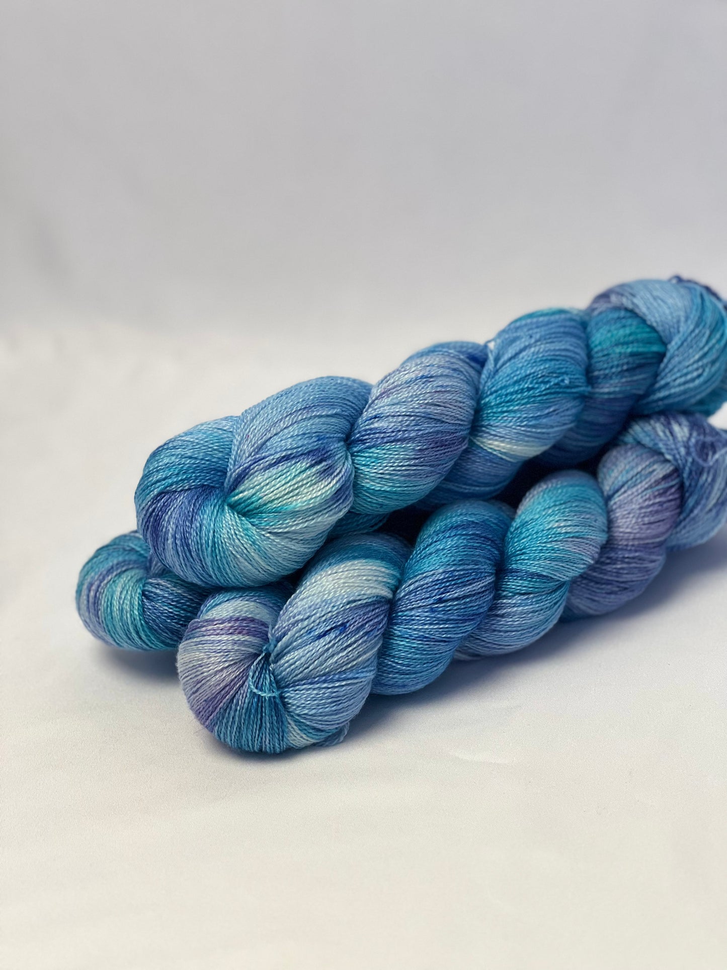 Unik Garn Silk Lace - Blå Delfin