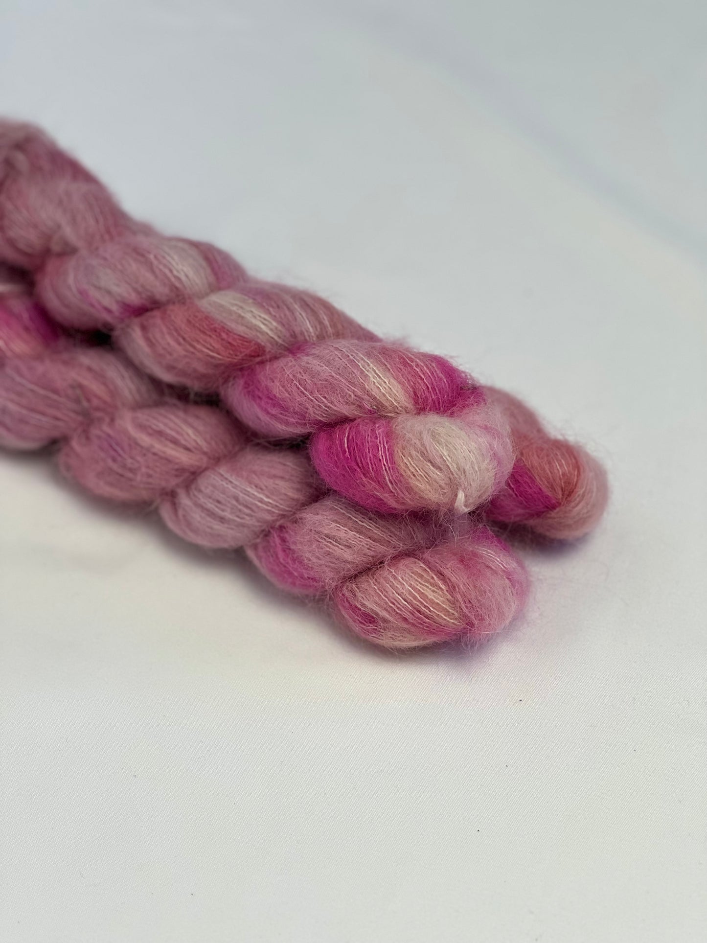 Unik Garn Suri Silk - Orkide