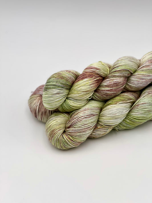Unik Garn Pure Silk - Fynsk Bøgeskov