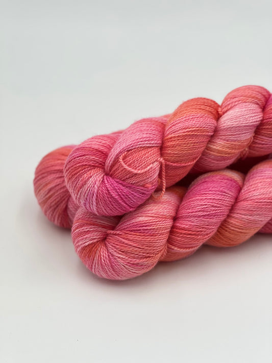 Unik Garn Silky Falkland - Pink Grape