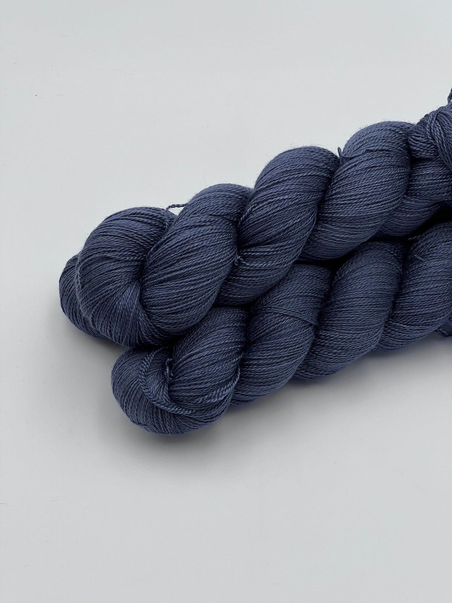 Unik Garn Silk Lace - Midnatsblå