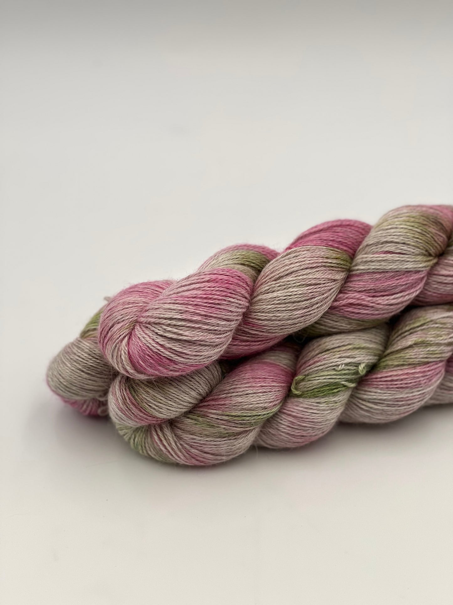 Unik Garn Angel Delight - Dark Rose