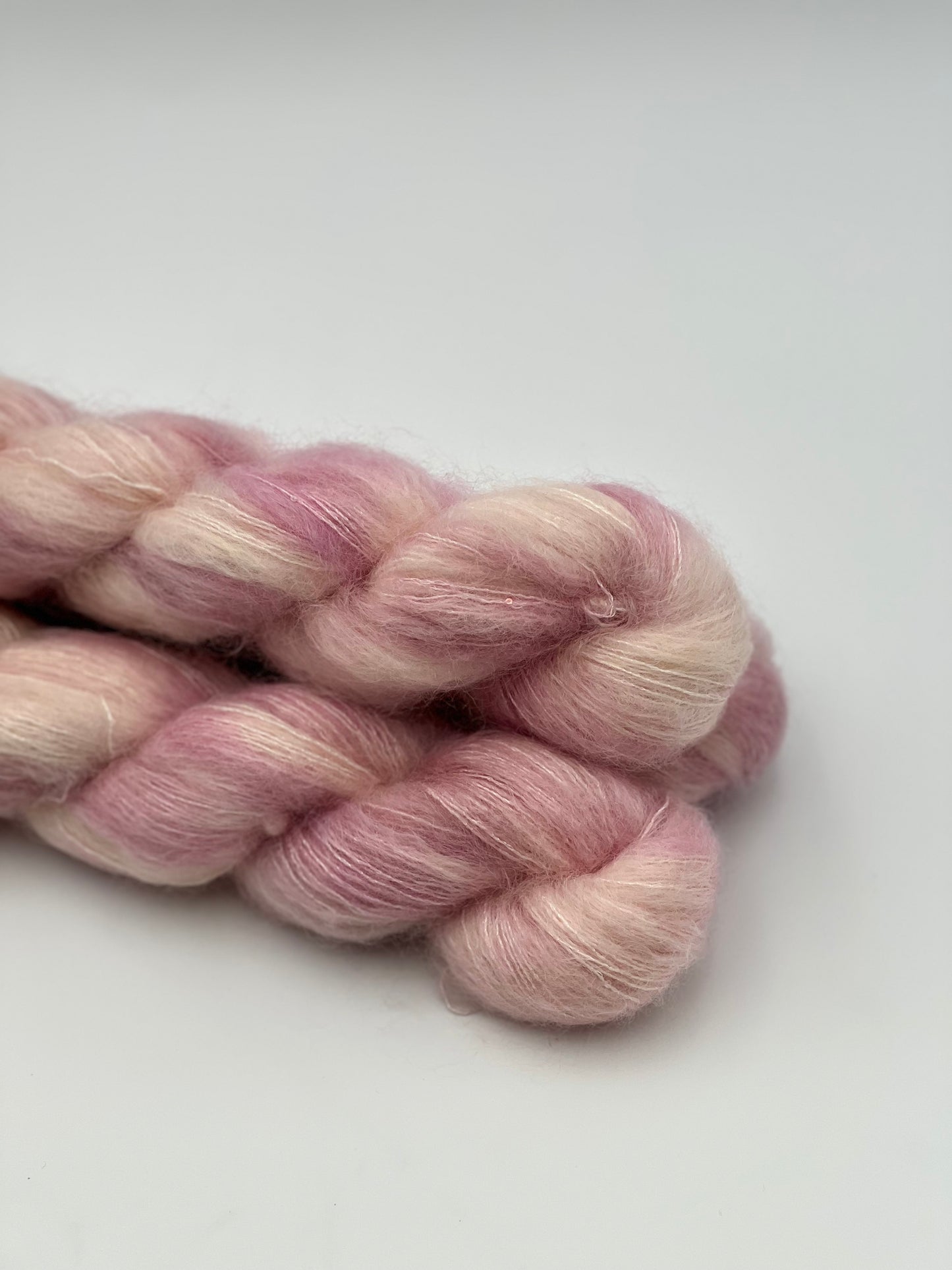 Unik Garn Silk Mohair Sequin  - Ballerina