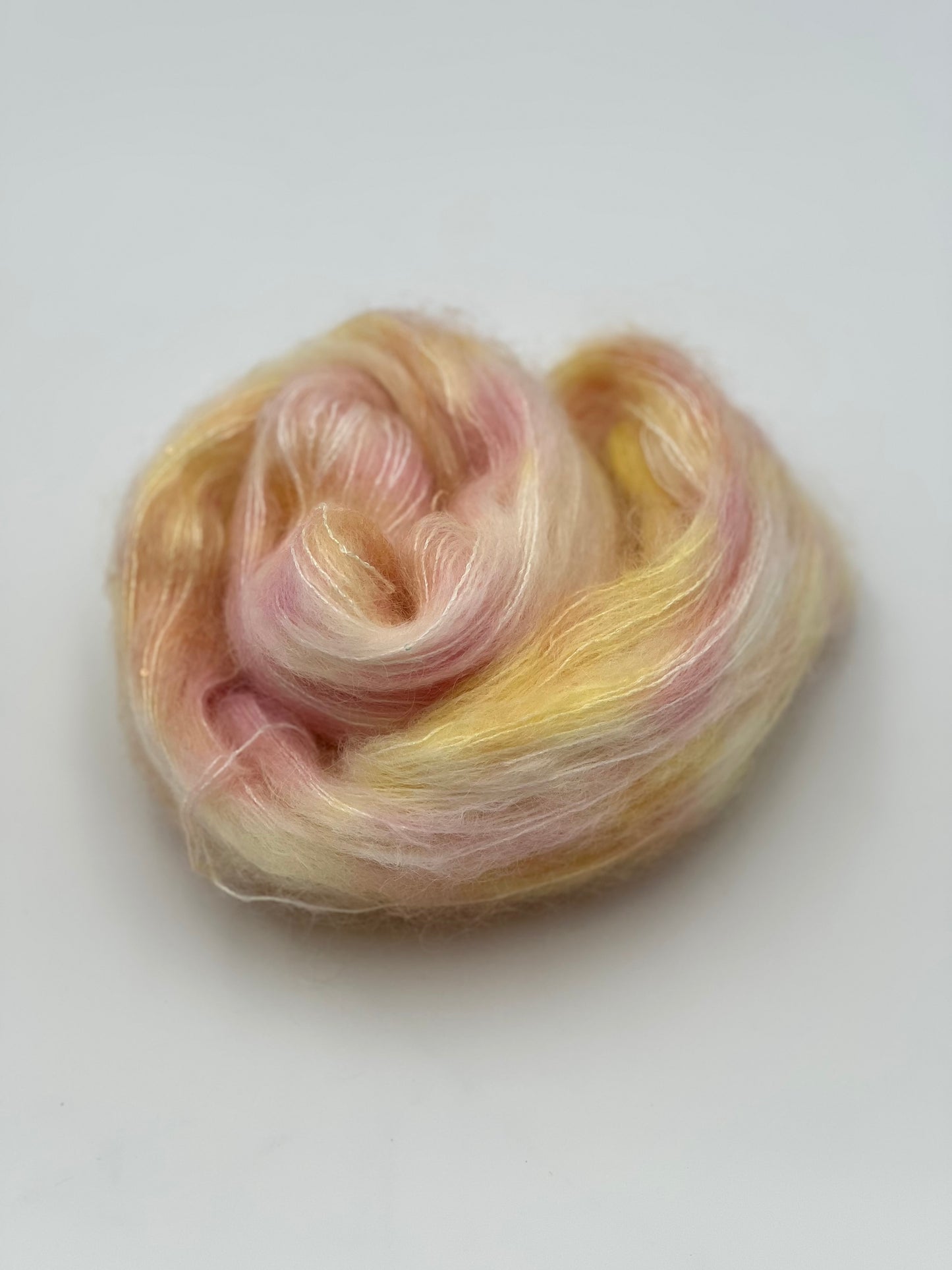 Unik Garn Silk Mohair Sequin - Rose Peace