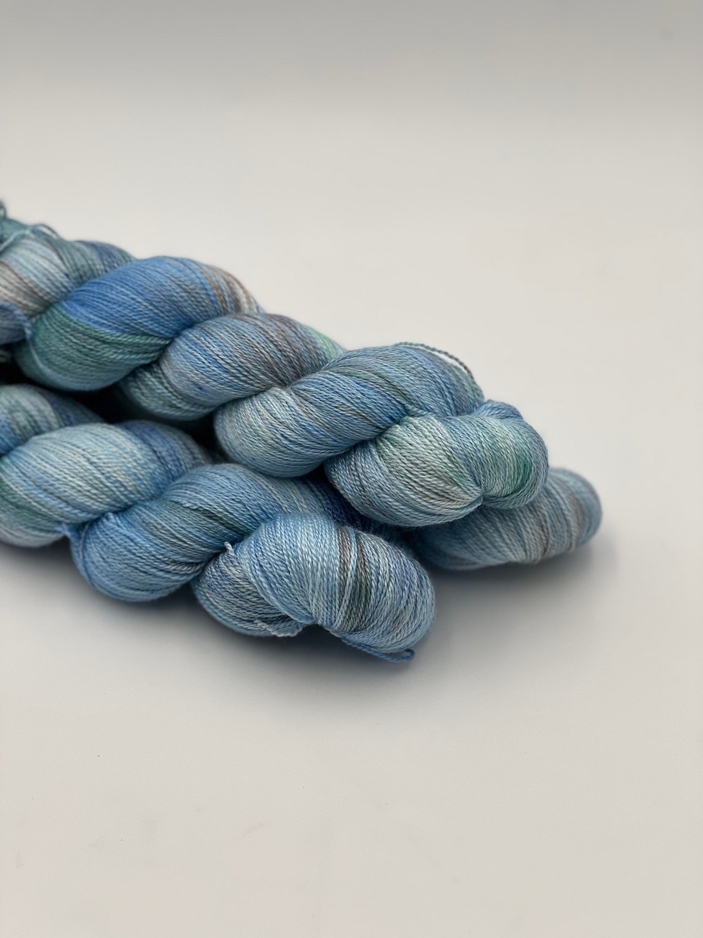 Unik Garn Silk Lace - Bølgebrus