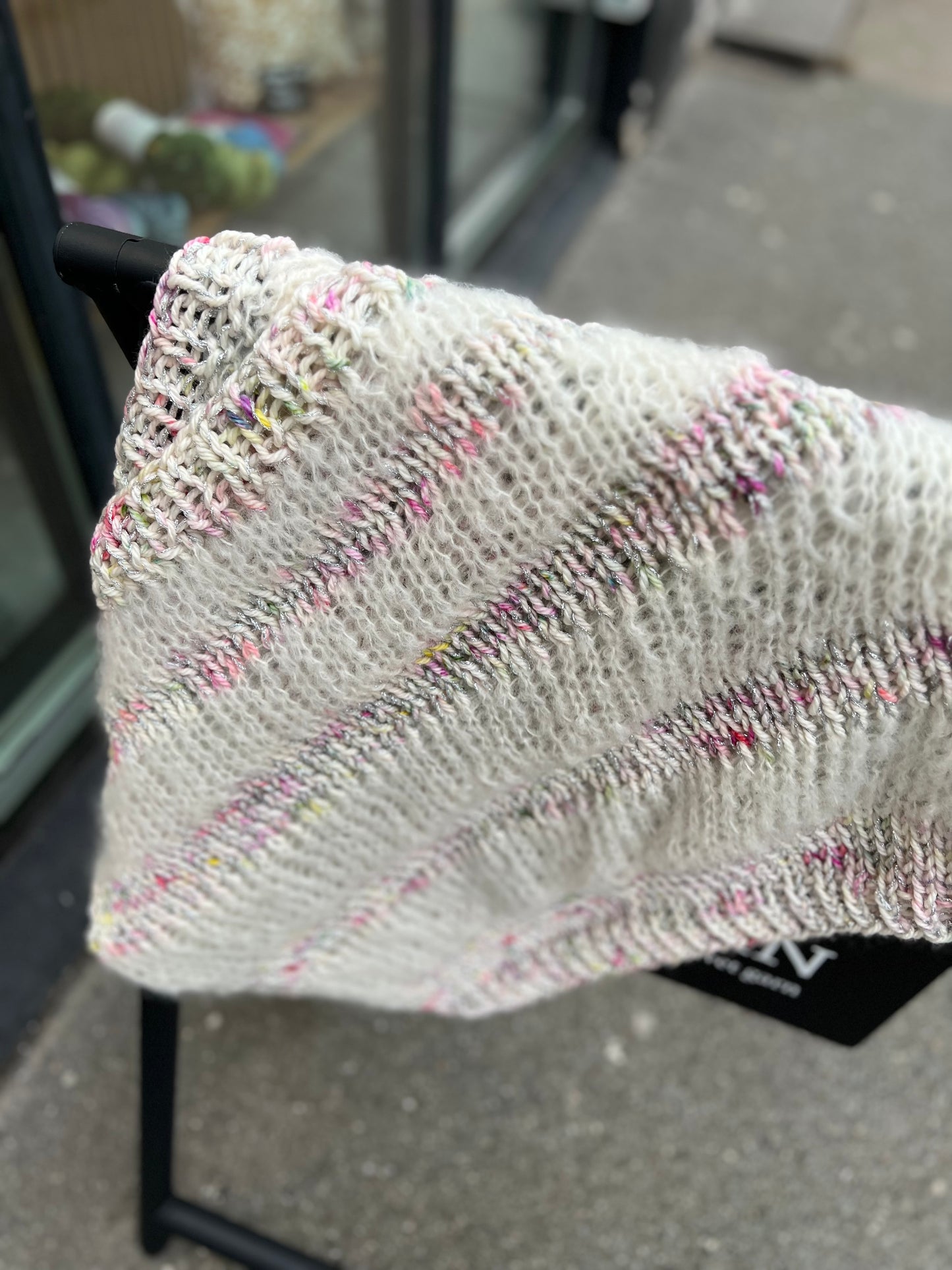 Sprinkle Sweater af KnitbyBendix