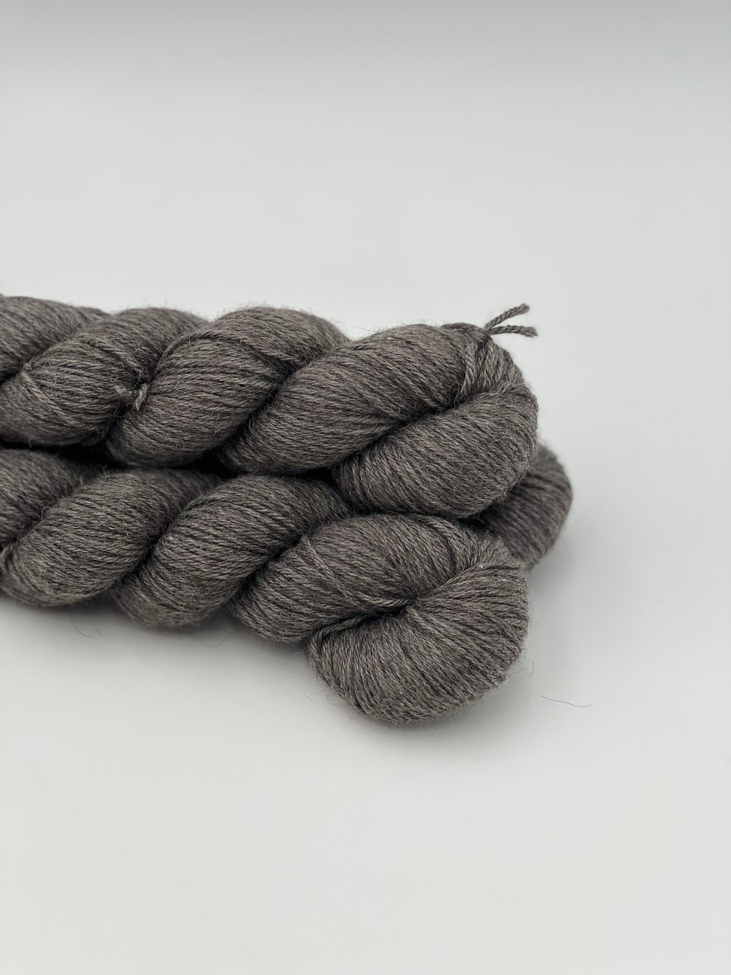 Unik Garn Angel Delight DK - Ufarvet Graphite