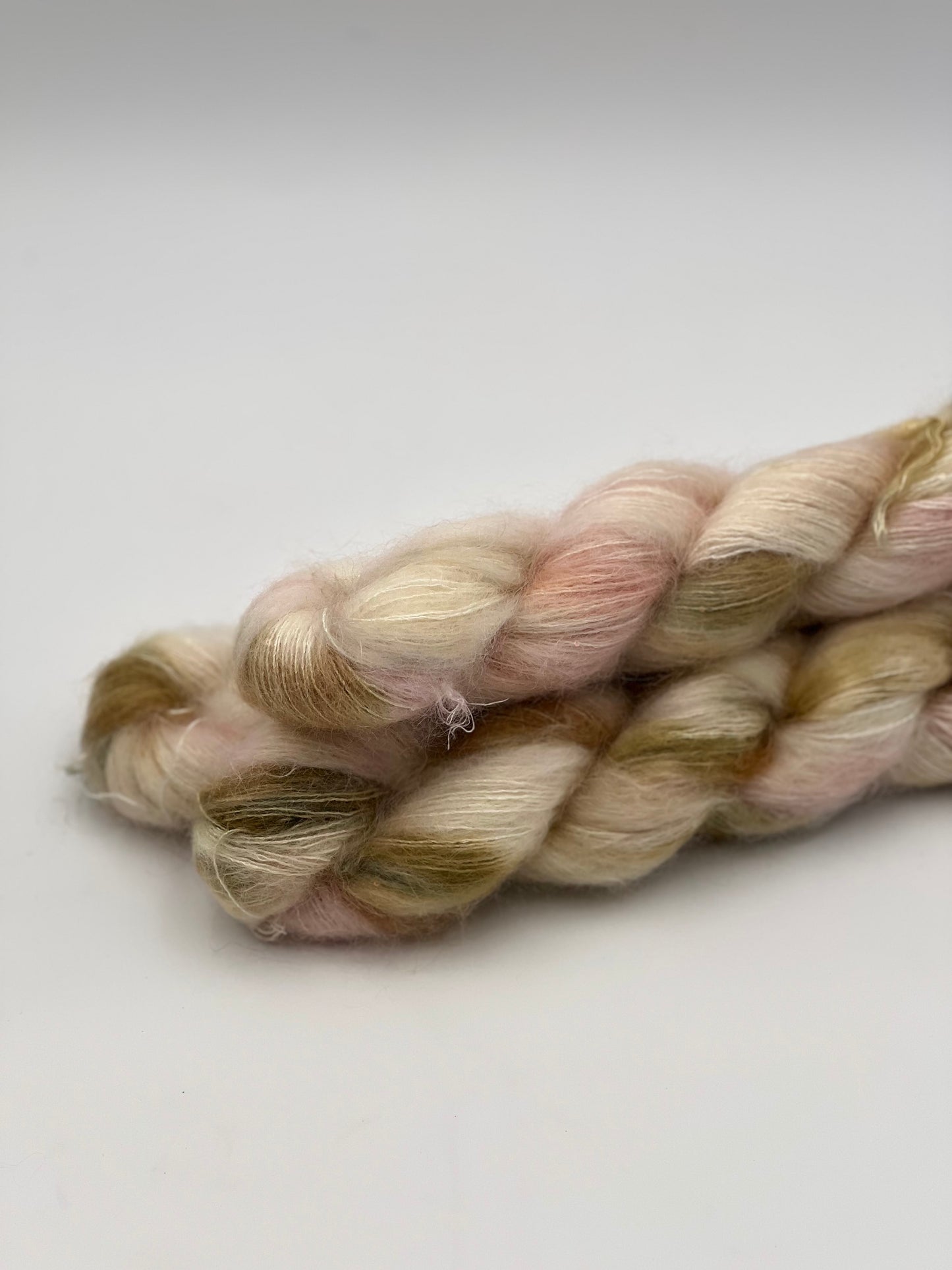 Unik Garn Silk Mohair Sequin  - Perlemor