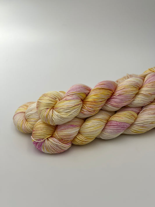 Unik Garn Pure Silk - Rose Peace