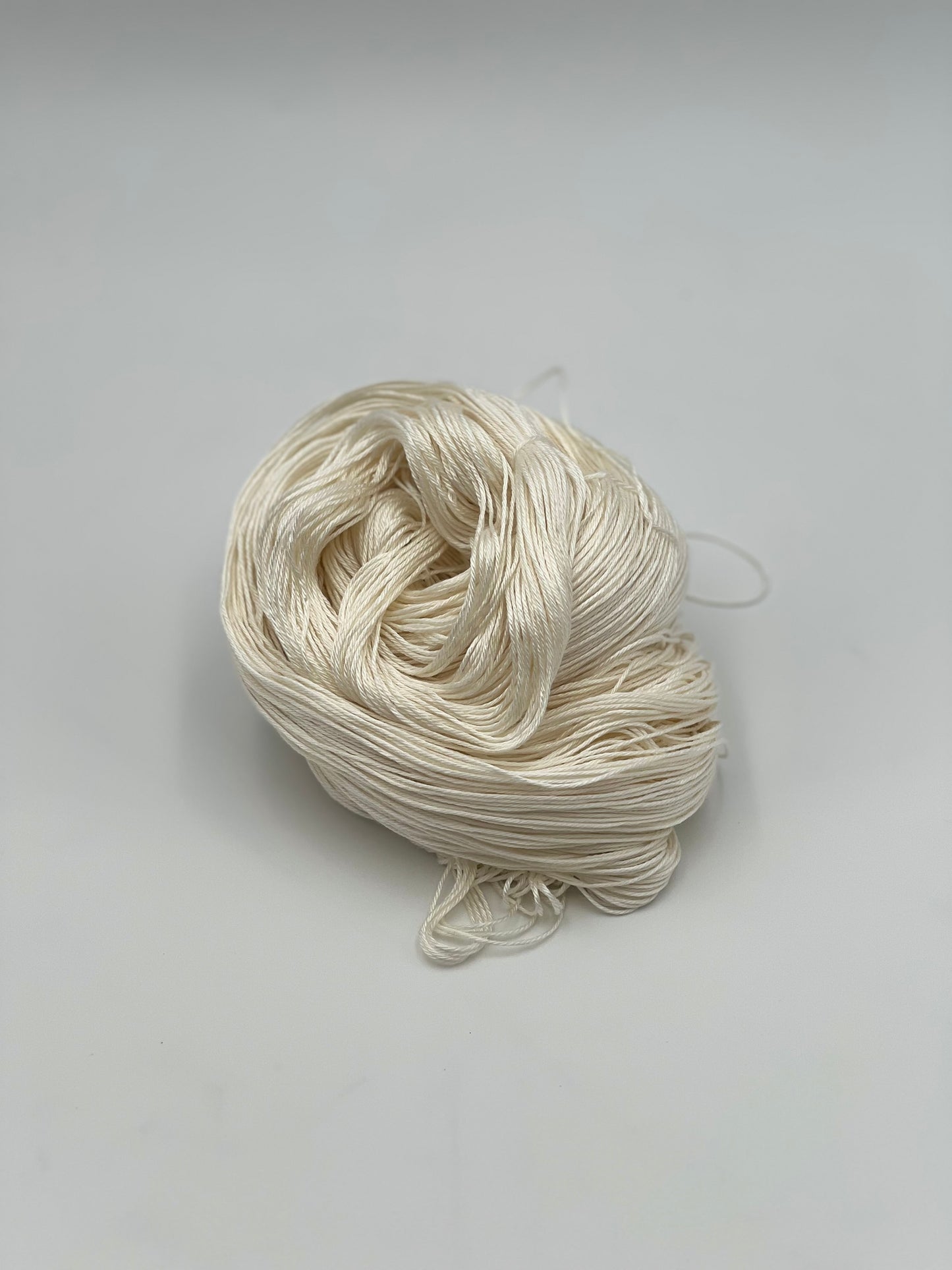 Unik Garn Pure Silk - Ufarvet