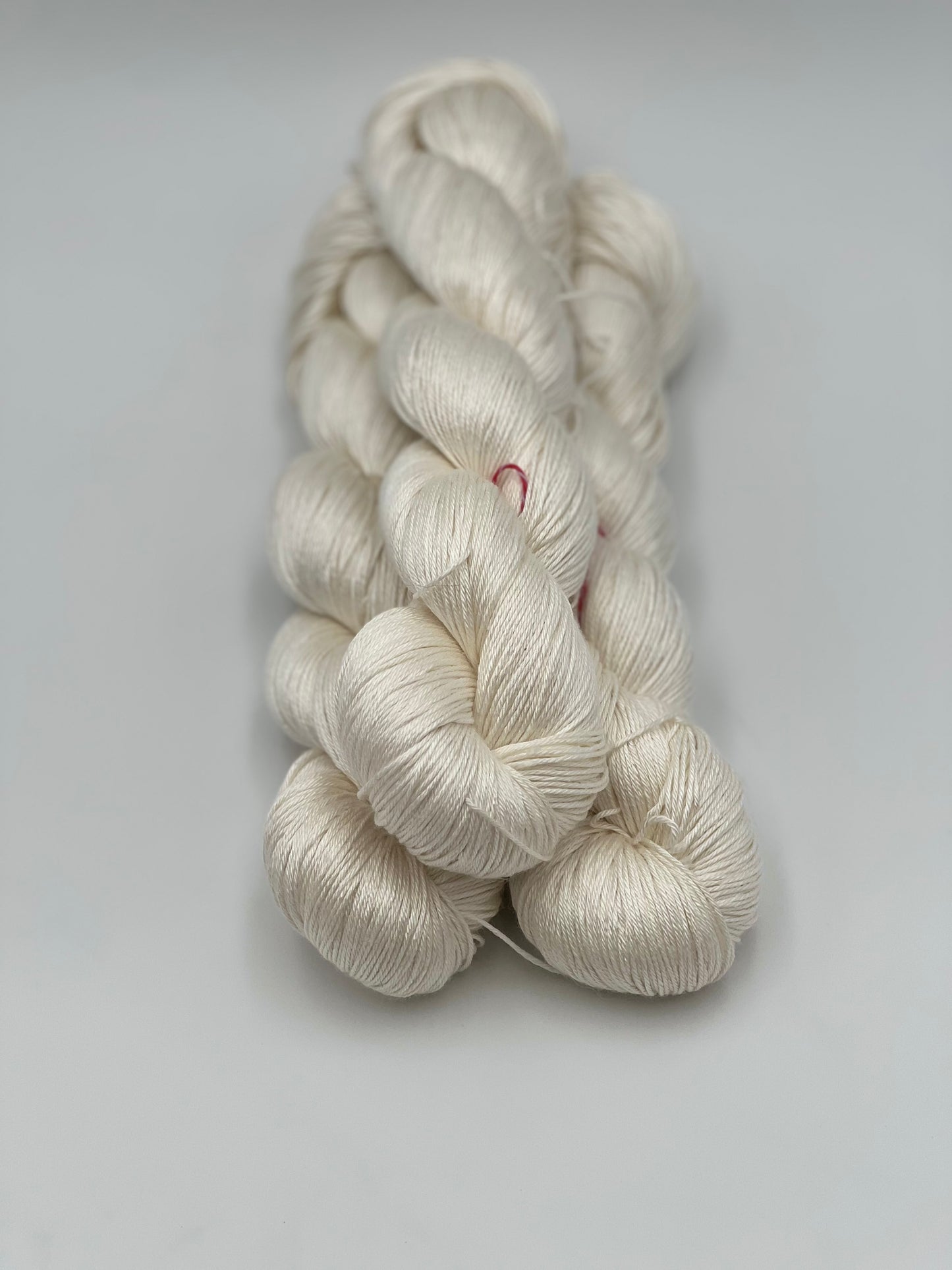 Unik Garn Pure Silk - Ufarvet
