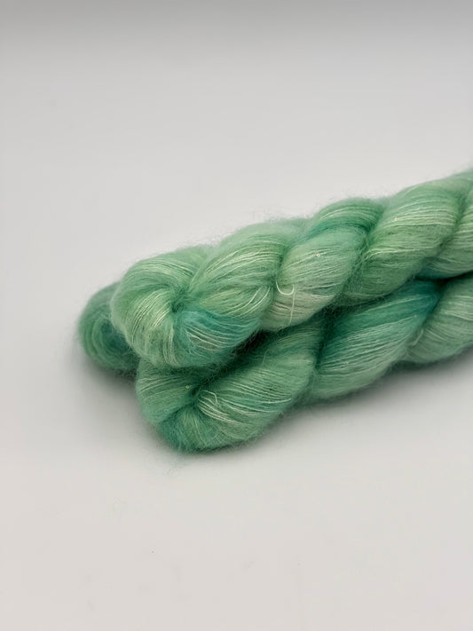 Unik Garn Silk Mohair Sequin  - Pistacie