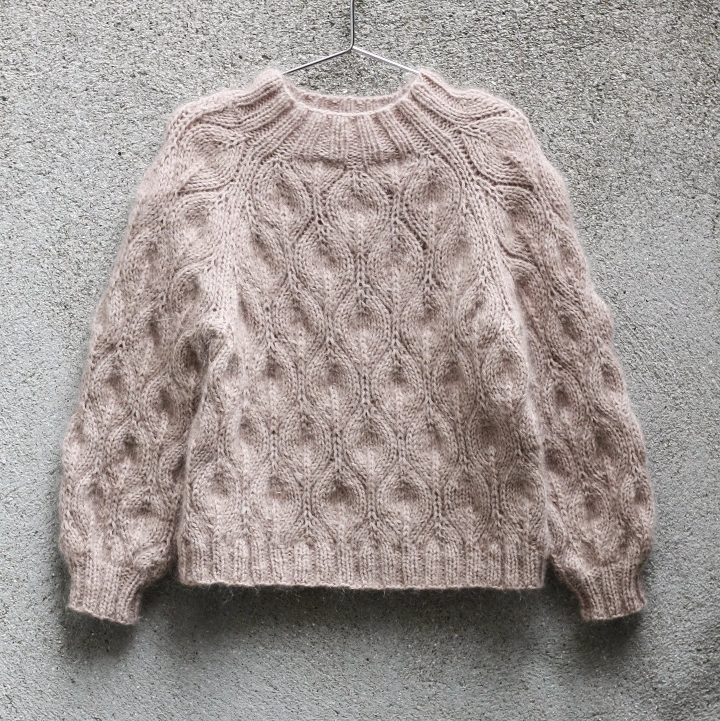 Knitting for Olive - Olive Sweater - Barn - Papirudgave