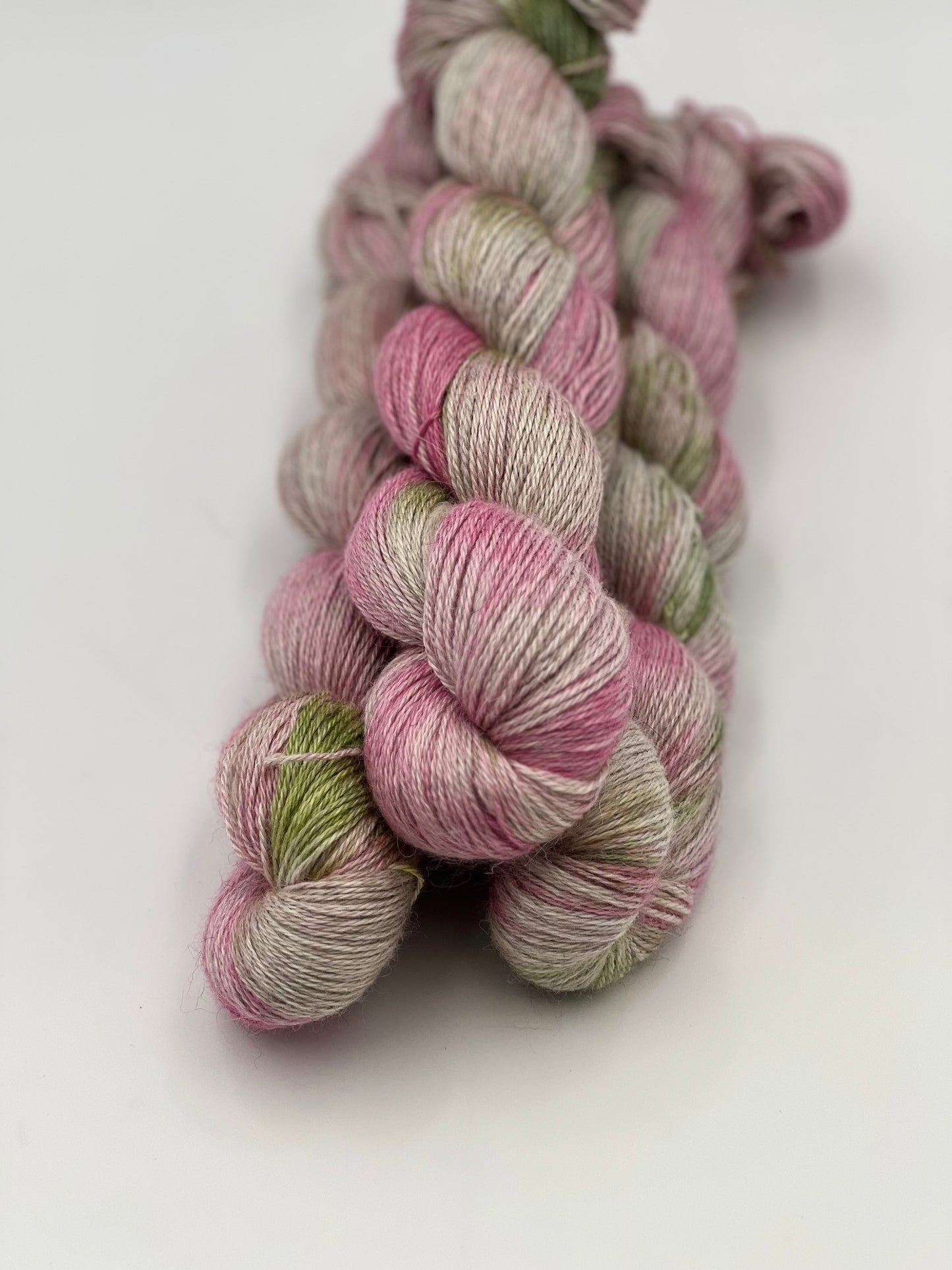 Unik Garn Angel Delight - Dark Rose