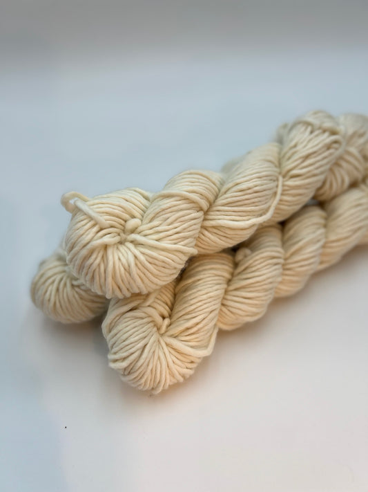 Unik Garn Chunky Singles - Ufarvet