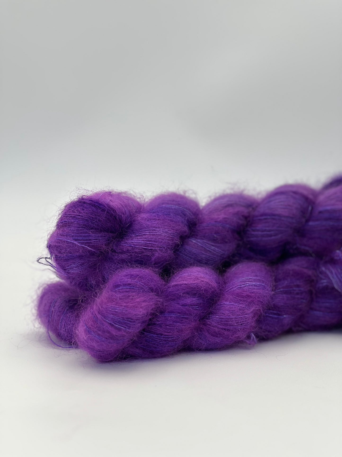 Unik Garn Silk Mohair - Grape Juice