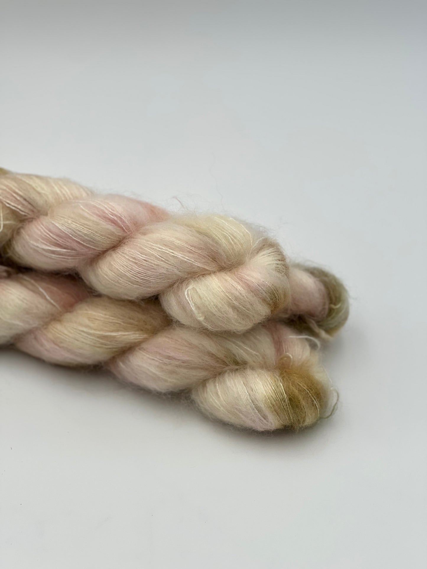 Unik Garn Silk Mohair Sequin  - Perlemor
