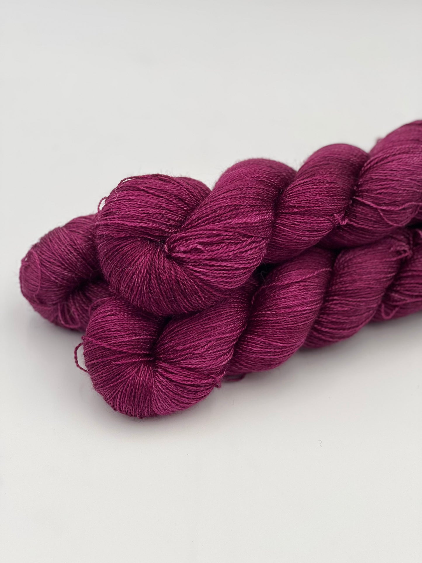 Unik Garn Silk Lace - Wine Rose