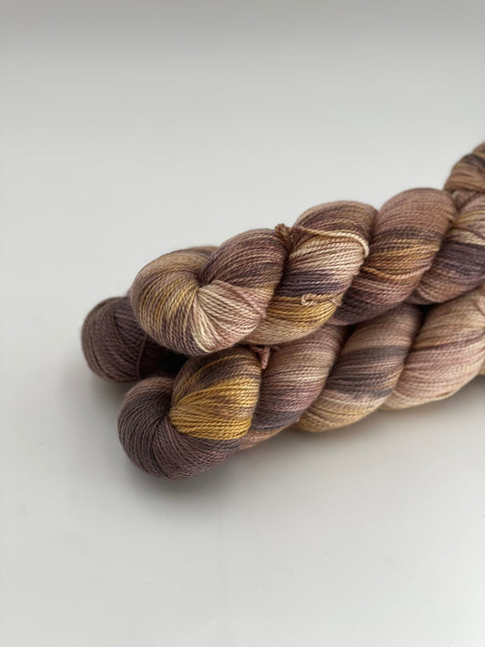 Unik Garn Silky Falkland - Kaffegrums