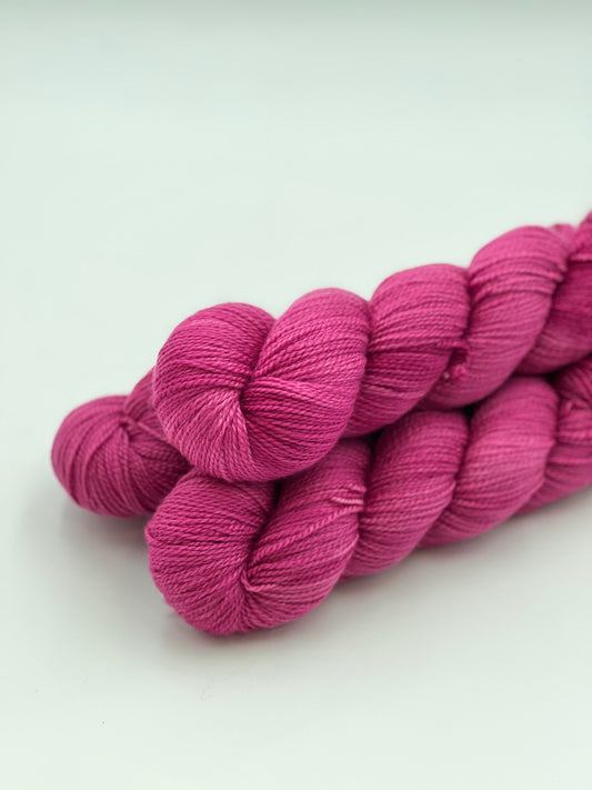 Unik Garn Silky Falkland - Sangria