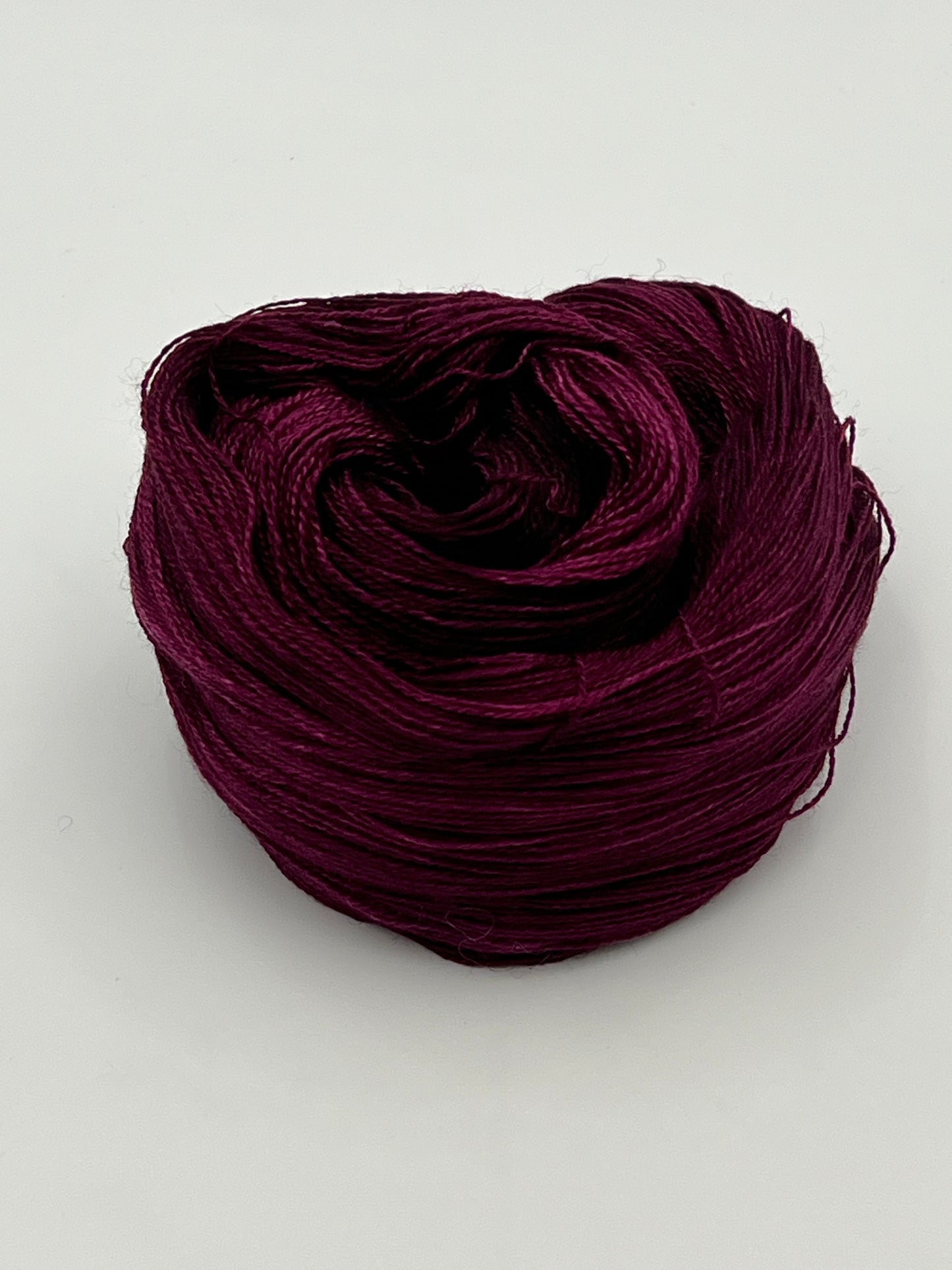 Unik Garn Silk Lace - Blackberry