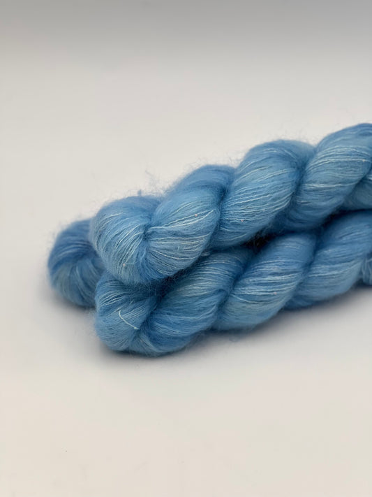 Unik Garn Silk Mohair Sequin - Himmelblå