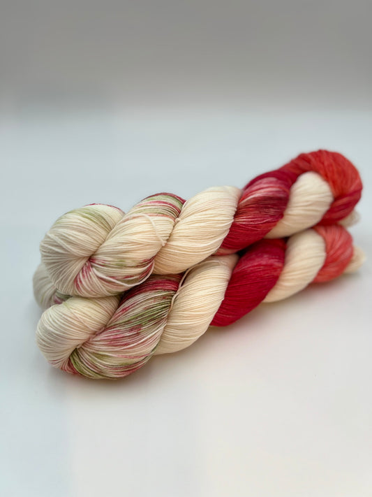 Unik Garn Assigned Pooling Sock - Rød Blomst