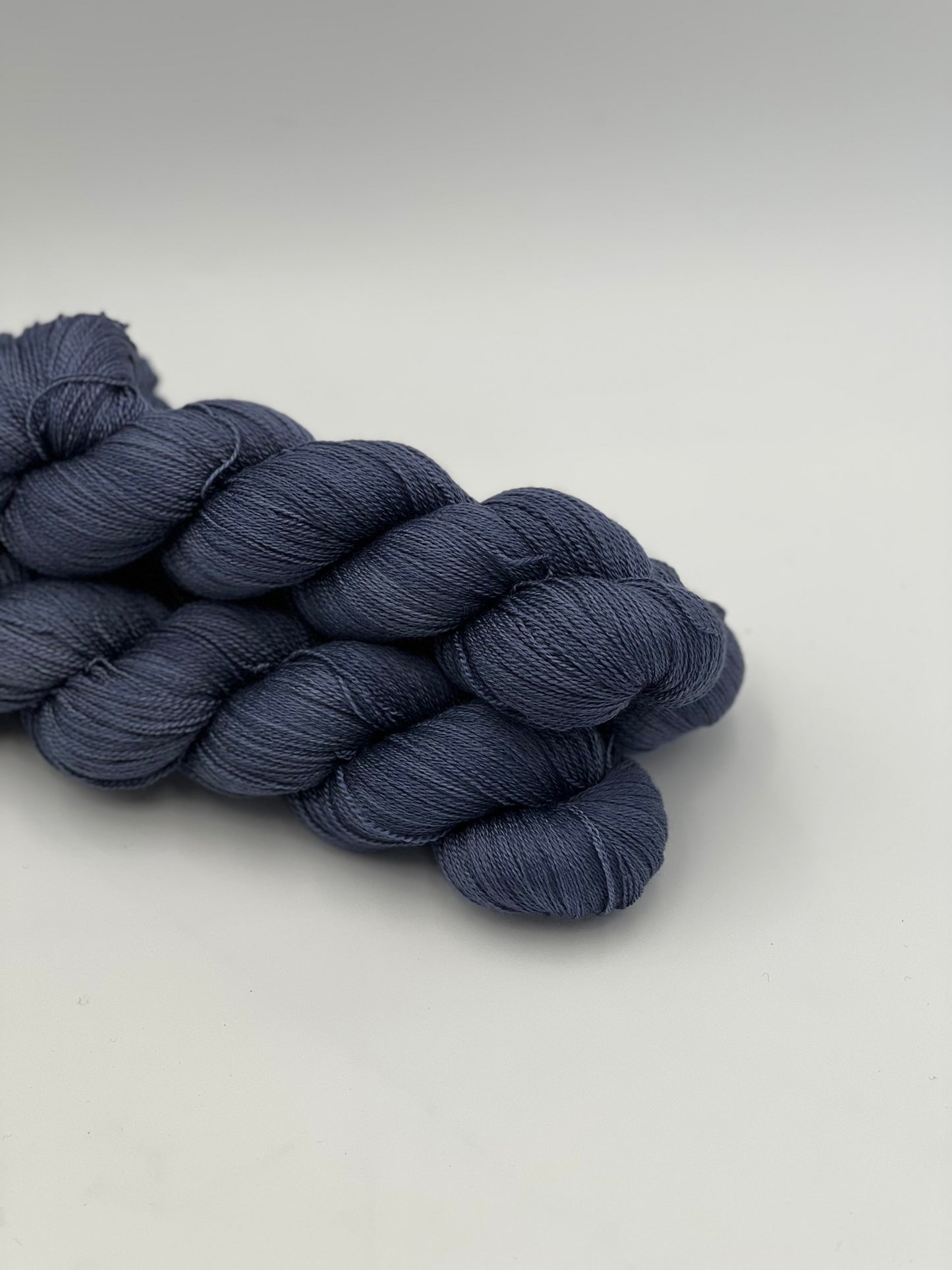 Unik Garn Silk Lace - Midnatsblå