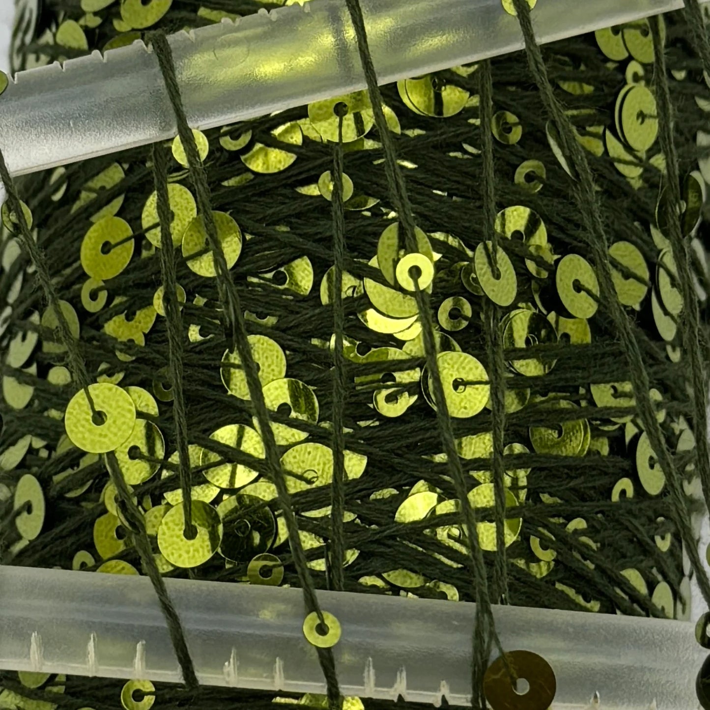 Wolle Halle Paillet Garn - Funkelwald