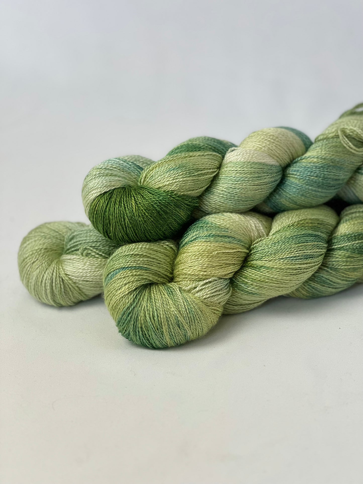 Unik Garn Silk Lace - Grønne Blade